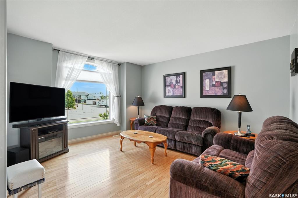 Fourth View of 214 Lakeridge Drive, Warman, Saskatchewan, S0K 0A1