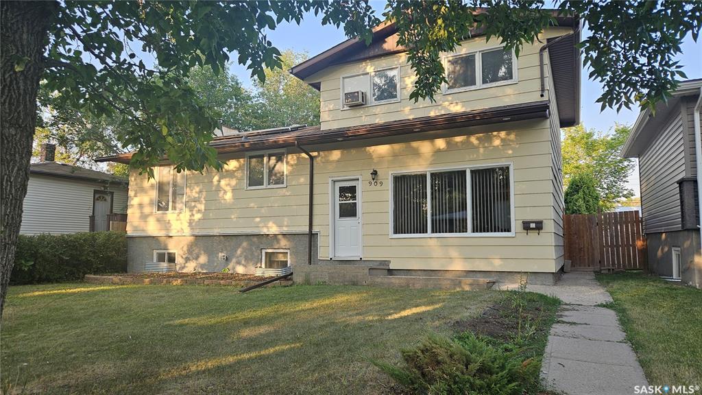 909 Forget Street, SK014302, Saskatchewan,