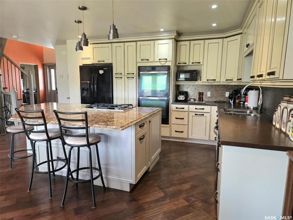 Fifth View of 301 Douglas Avenue, Orkney Rm No. 244, Saskatchewan, S3N 4K1