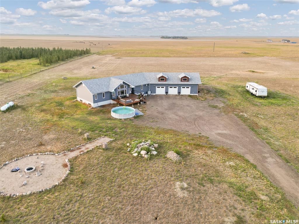 Second View of Adrian Acreage, Moose Jaw Rm No. 161, Saskatchewan, S0H 4C0