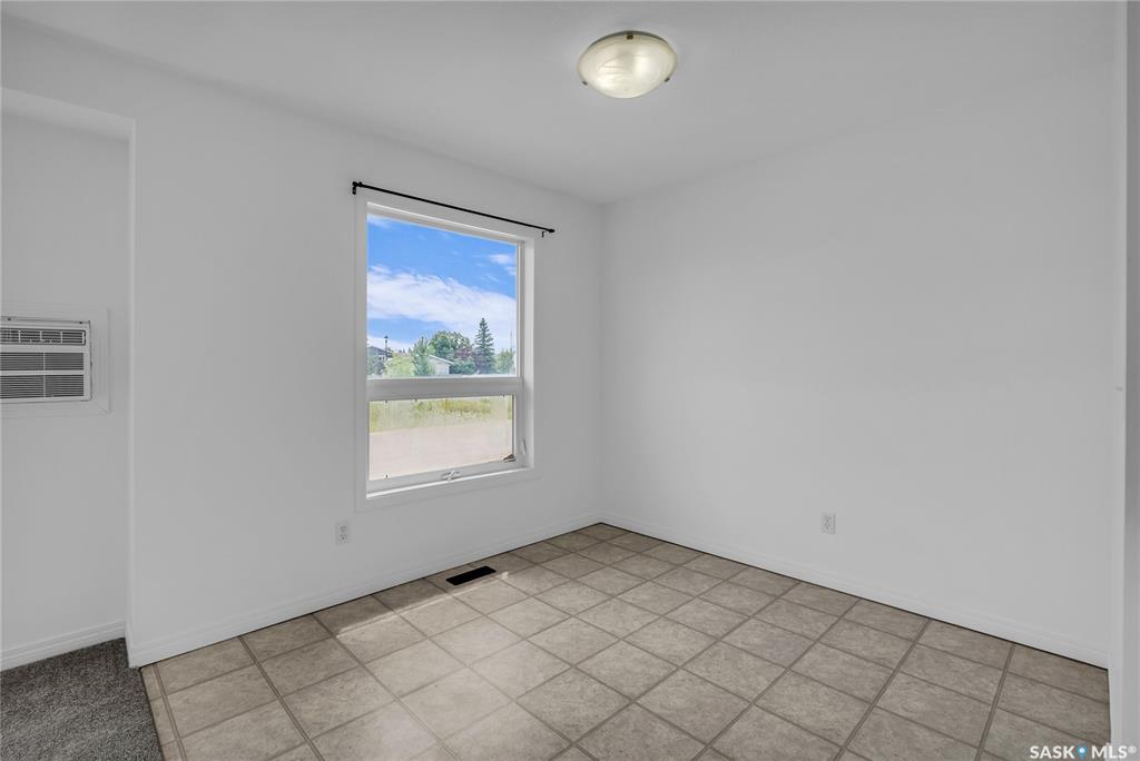 Fifth View of 512 Reddekopp Drive #7, Martensville, Saskatchewan, S0K 2T0