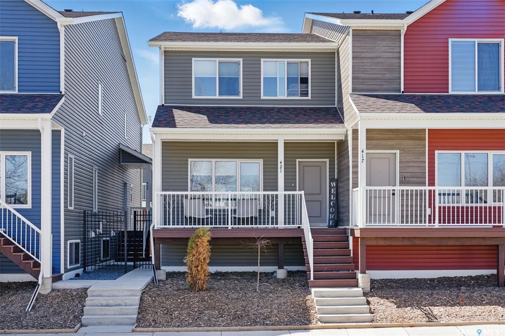Second View of 421 L Avenue S, King George, Saskatoon, Saskatchewan, S7M 5Y6