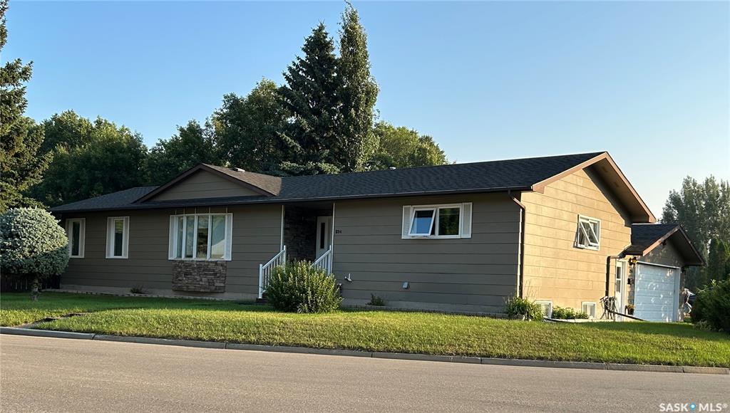 Second View of 1294 Veterans Crescent, Pleasantdale, Estevan, Saskatchewan, S4A 2E1
