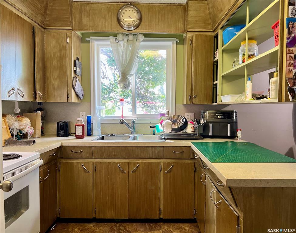 Second View of 614 Centre Street, Meadow Lake, Saskatchewan, S9X 1G1