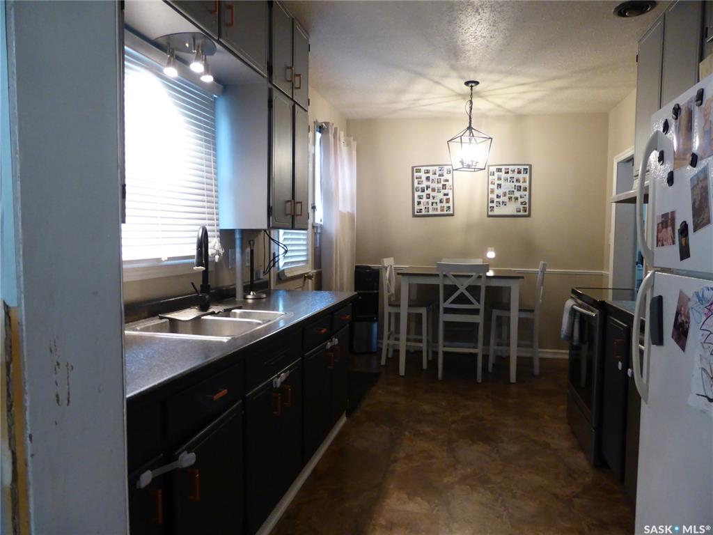 Fifth View of 260 1st Avenue E, St. Walburg, Saskatchewan, S0M 2T0