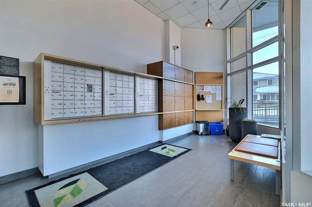 Fourth View of 2300 Broad Street #207, Transition Area, Regina, Saskatchewan, S4P 1Y8