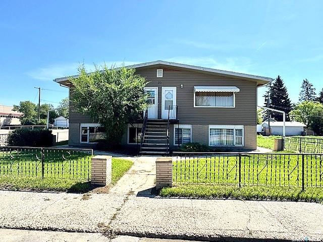 55 2nd Avenue Ne, SK014446, Saskatchewan,