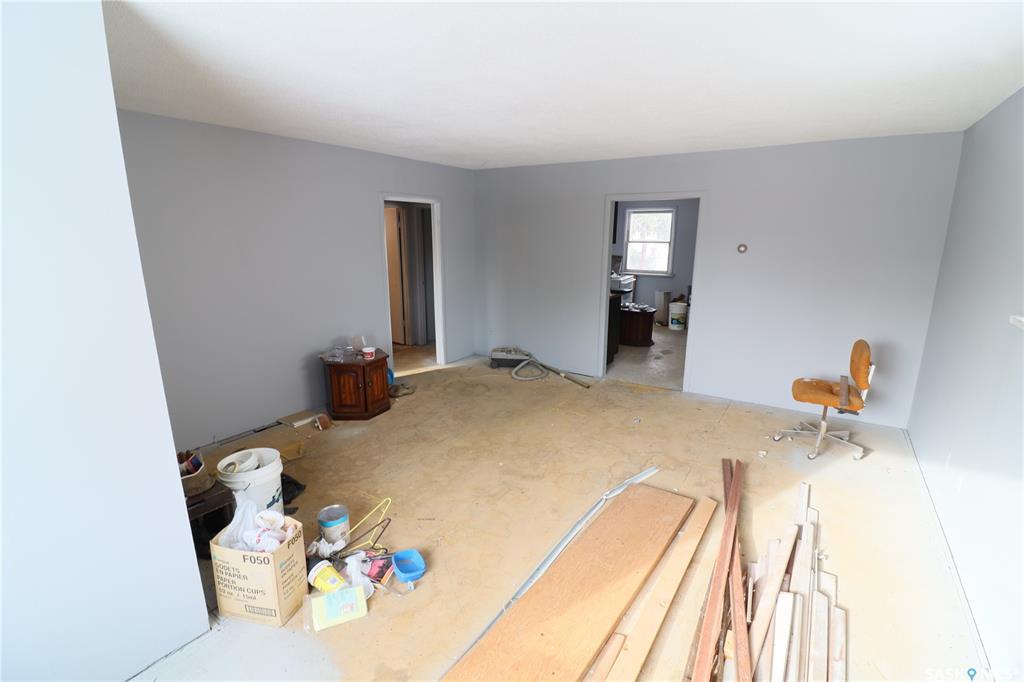 Third View of 341 X Avenue S, Meadowgreen, Saskatoon, Saskatchewan, S7M 3H5