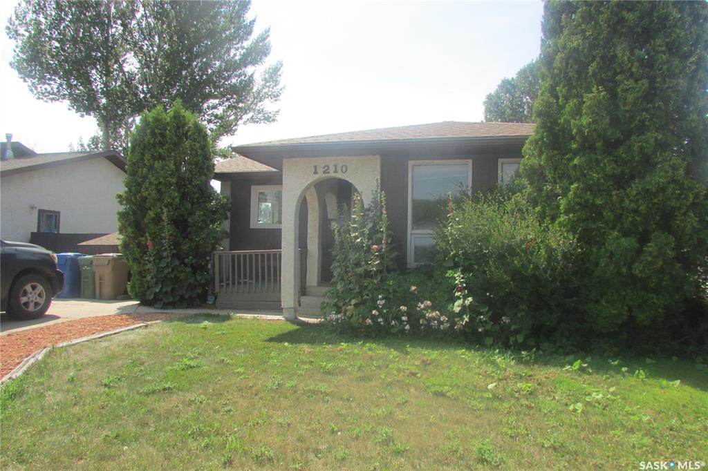 Second View of 1210 Brown Street, Glencairn Village, Regina, Saskatchewan, S4N 6K6