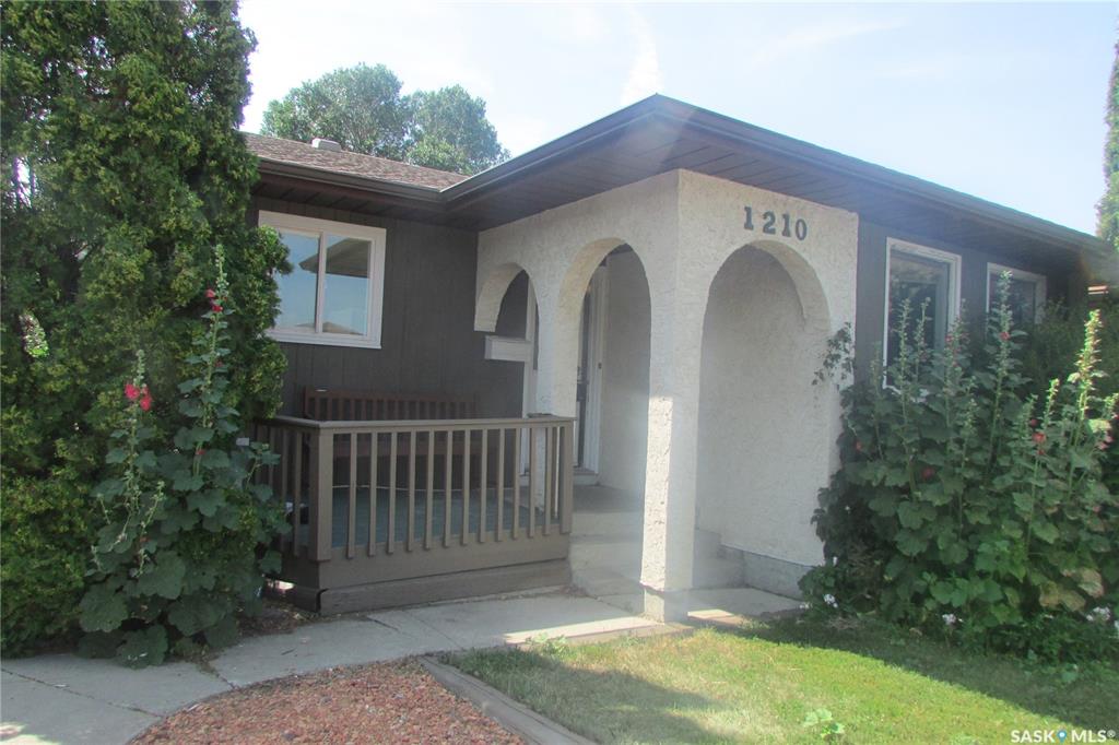 Third View of 1210 Brown Street, Glencairn Village, Regina, Saskatchewan, S4N 6K6