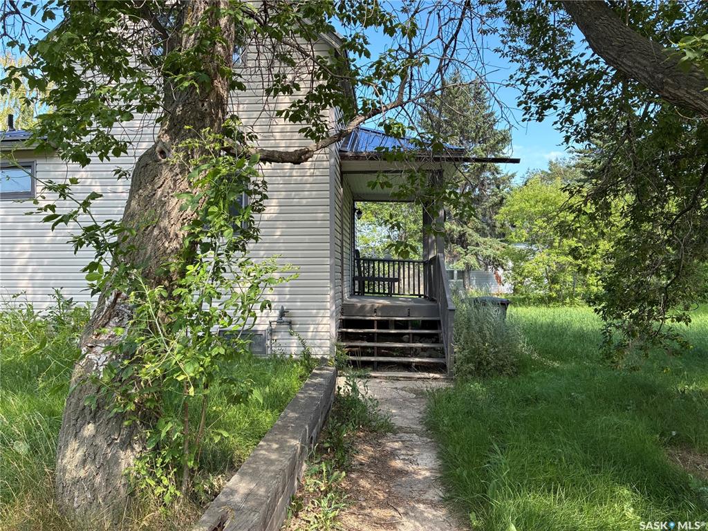 Second View of 502 Bangor Avenue, Viscount, Saskatchewan, S0K 4M0