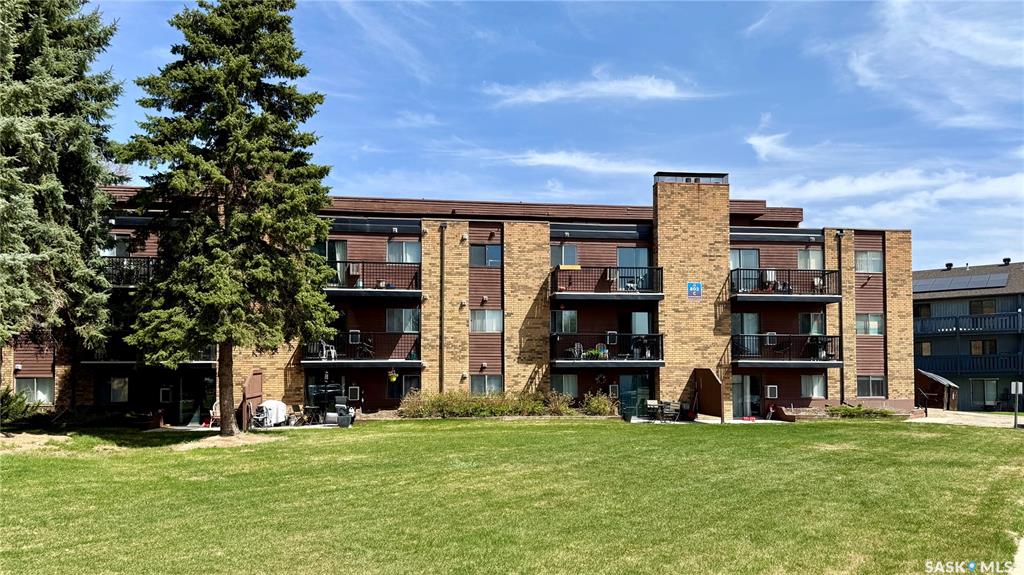 802 C Kingsmere Boulevard #307, SK014492, Saskatchewan,