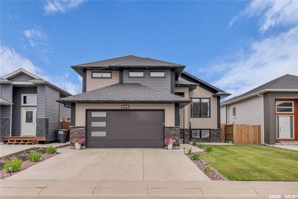 Second View of 606 Glacial Shores Way, Evergreen, Saskatoon, Saskatchewan, S7W 0R5