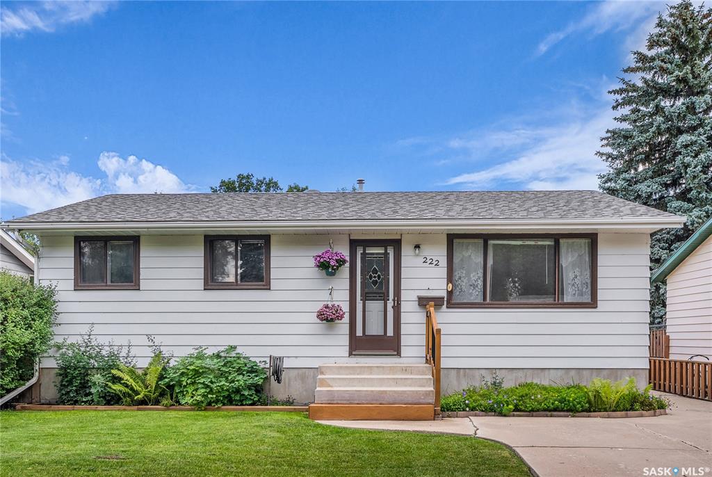 Second View of 222 Brock Crescent, East College Park, Saskatoon, Saskatchewan, S7H 4N4