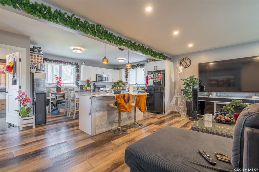 Fifth View of 111 Montreal Street N, Churchill Downs, Regina, Saskatchewan, S4R 2S8