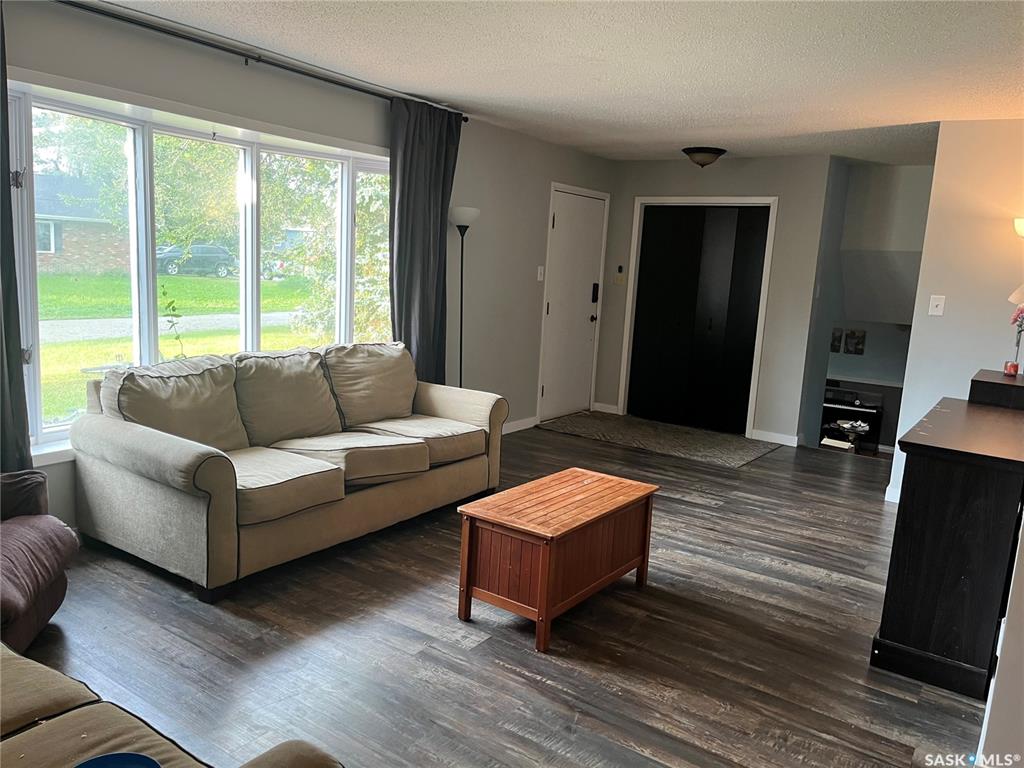 Fourth View of 206 3rd Avenue, Caronport, Saskatchewan, S0H 0S0