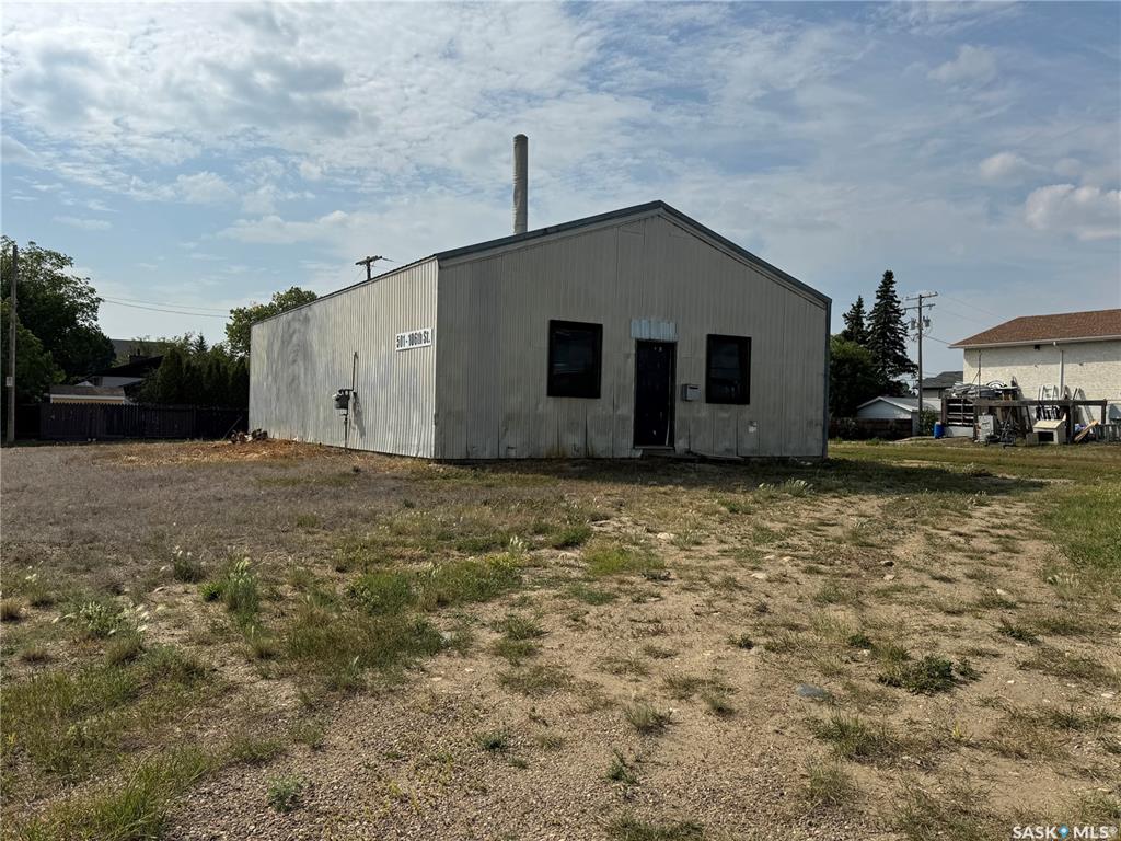 Fourth View of 501 106th Street, Riverview NB, North Battleford, Saskatchewan, S9A 1V8