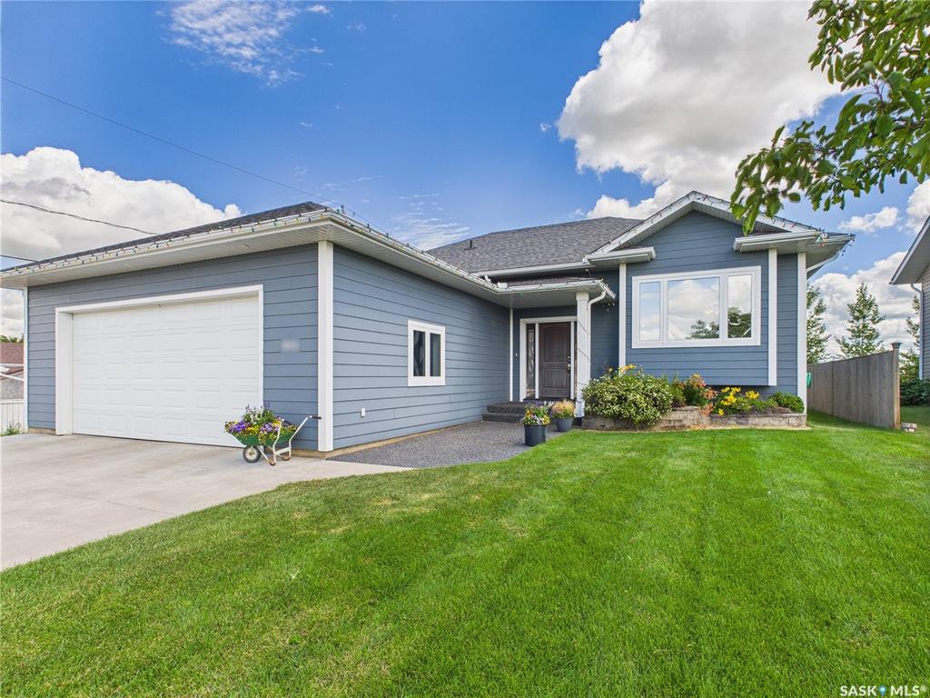 100 E 2nd Street, SK014562, Saskatchewan,