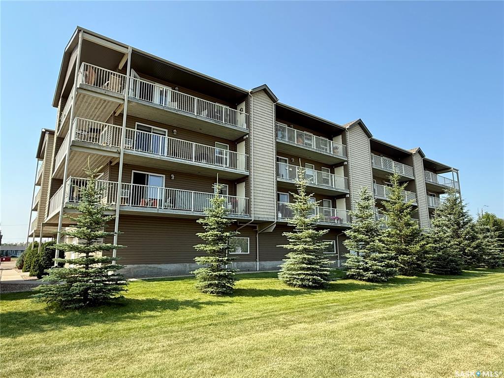 Third View of 2 18th Street #207, Battleford, Saskatchewan, S0M 0E0