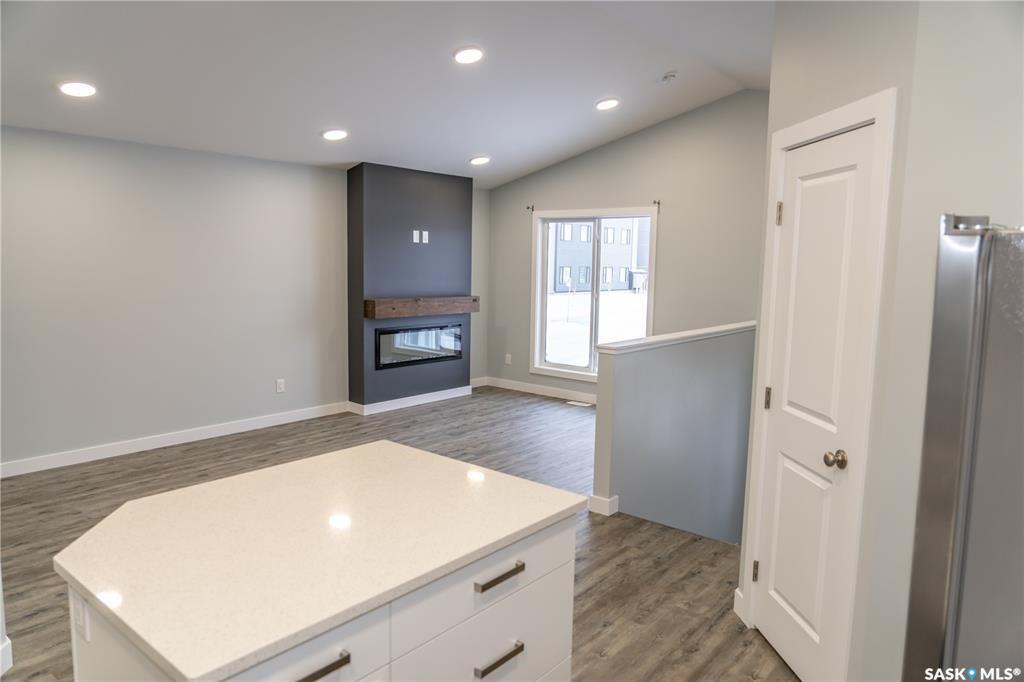 Fifth View of 879 Brighton Boulevard, Brighton, Saskatoon, Saskatchewan, S7W 0Y4