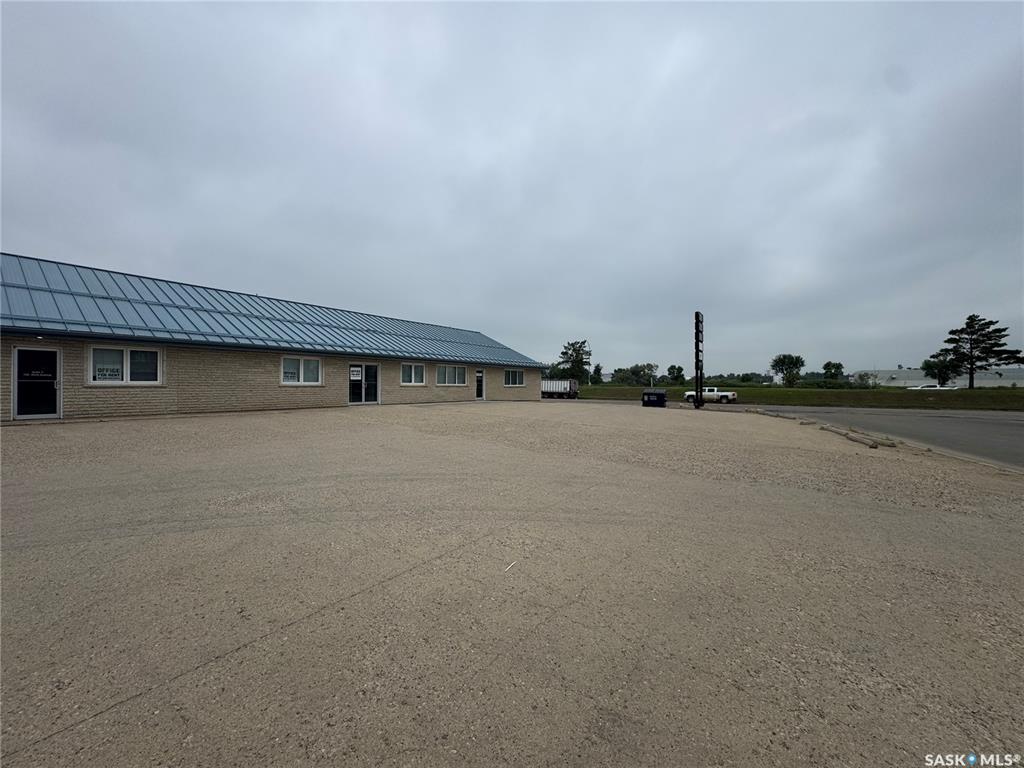 Fourth View of 102 Sims Avenue, Weyburn, Saskatchewan, S4H 0A2