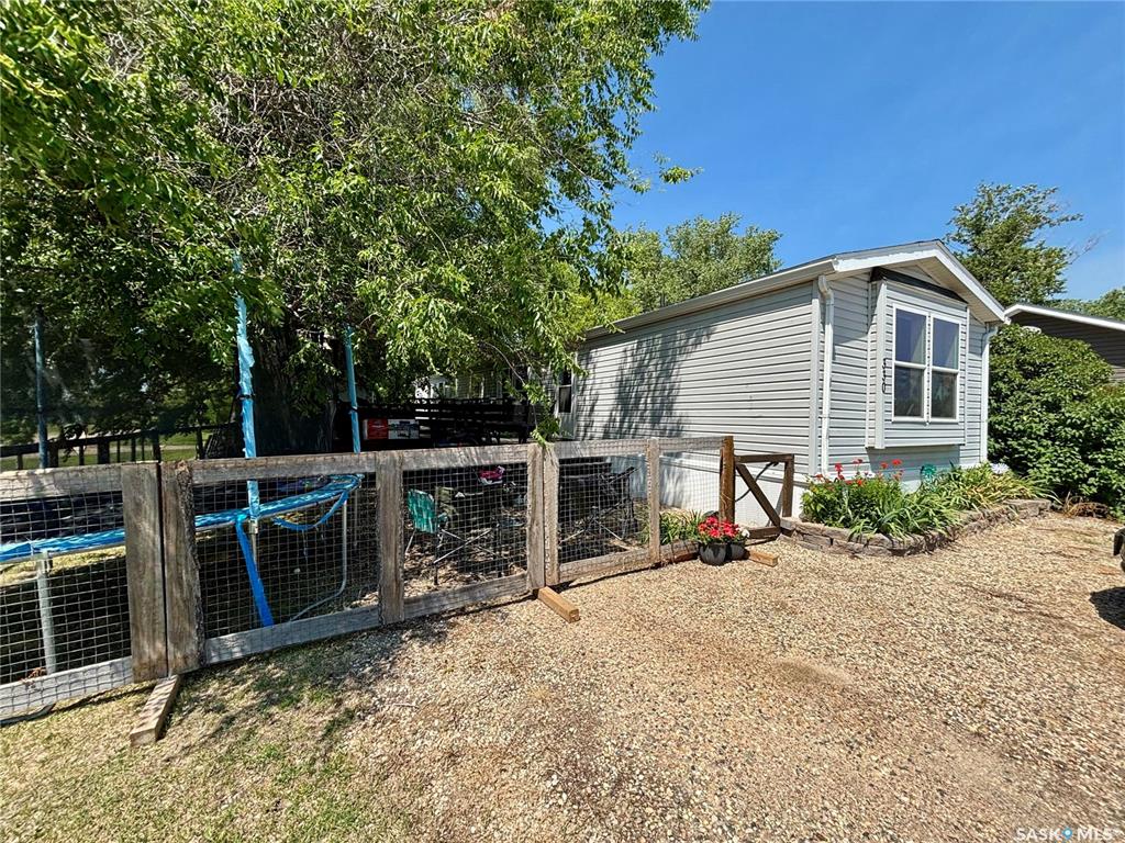 MLS® listing #SK014766 for sale located at 330 Main Street