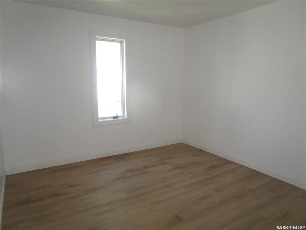 Fifth View of 2011 1st Street S, Rockglen, Saskatchewan, S0H 3R0