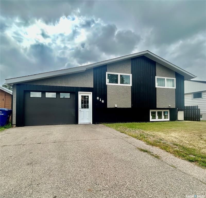 616 Maple Road W, SK014818, Saskatchewan,