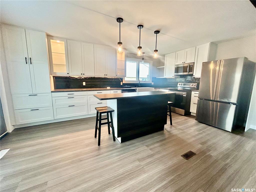 Third View of 616 Maple Road W, Nipawin, Saskatchewan, S0E 1E0