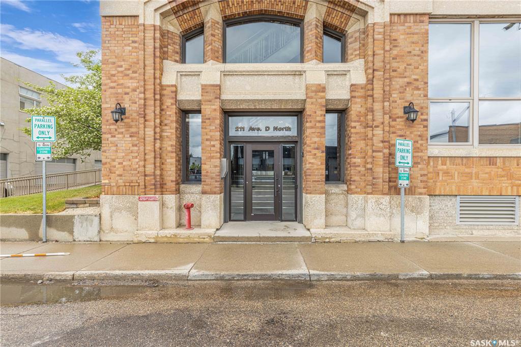 Second View of 211 D Avenue N #404, Caswell Hill, Saskatoon, Saskatchewan, S7L 1M7