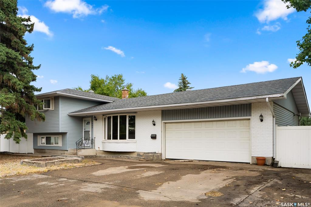 MLS® listing #SK014925 for sale located at 1003 Broad Street N