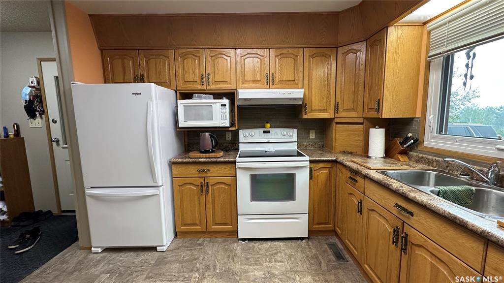 Third View of Coulter Acreage, Connaught Rm No. 457, Saskatchewan, S0E 1T0