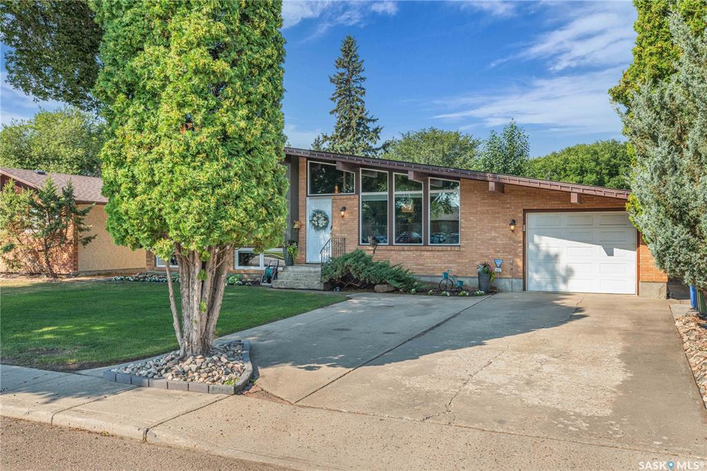 Second View of 2031 97th Street, McIntosh Park, North Battleford, Saskatchewan, S9A 0L2