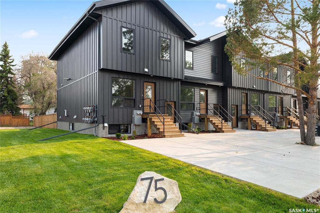 75 3rd Avenue #1 A/B, SK014961, Saskatchewan,