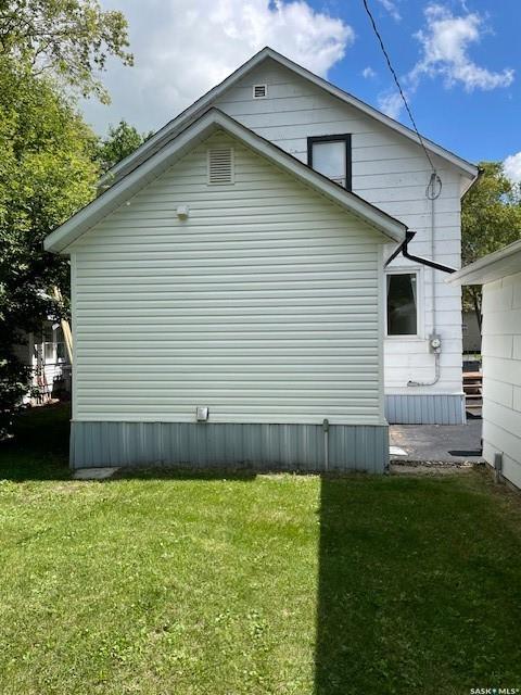 Fifth View of 308 1st Street W, Carlyle, Saskatchewan, S0C 0R0