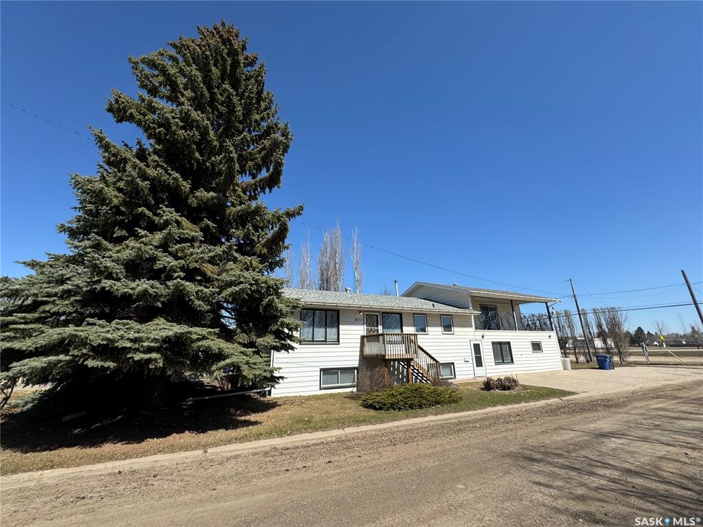 Second View of 803 1st Street, Humboldt, Saskatchewan, S0K 2A0