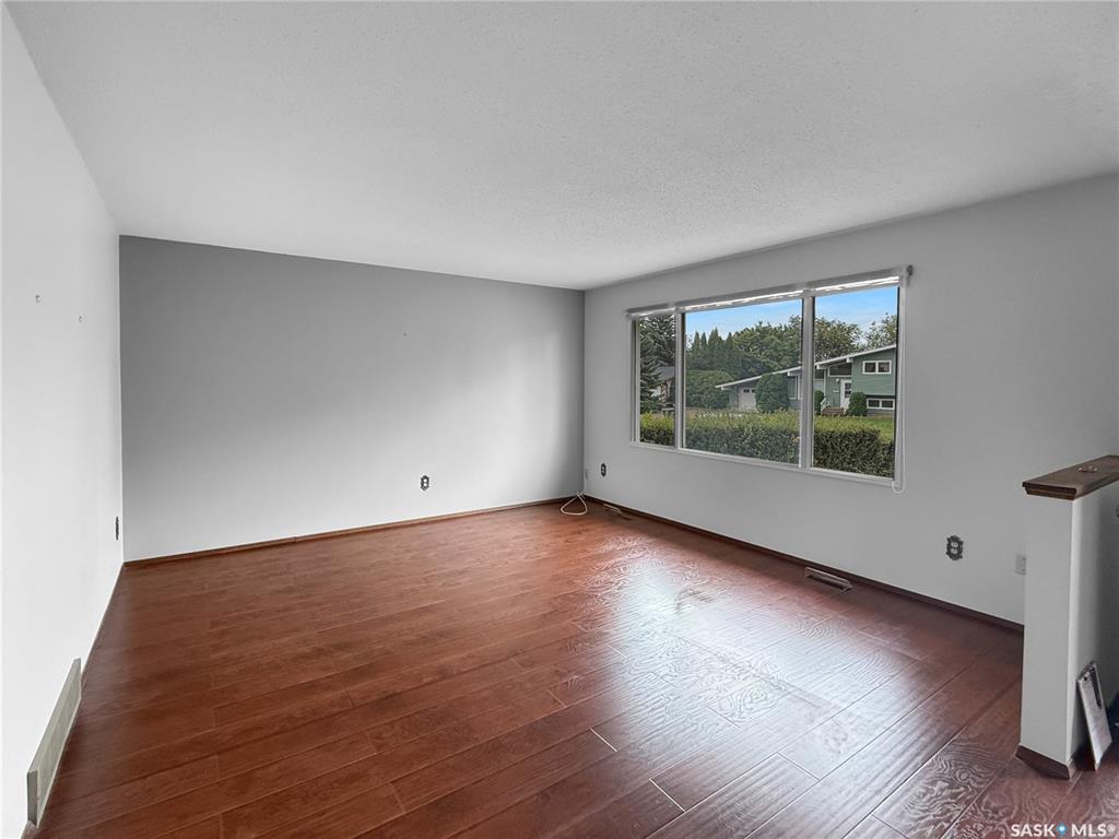 Fifth View of 9003 Abbott Avenue, McIntosh Park, North Battleford, Saskatchewan, S9A 3E8