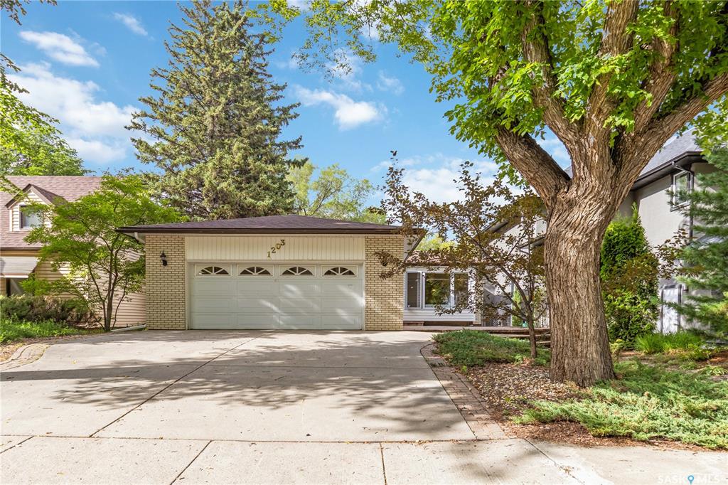 Second View of 1203 15th Street E, Varsity View, Saskatoon, Saskatchewan, S7N 0R6