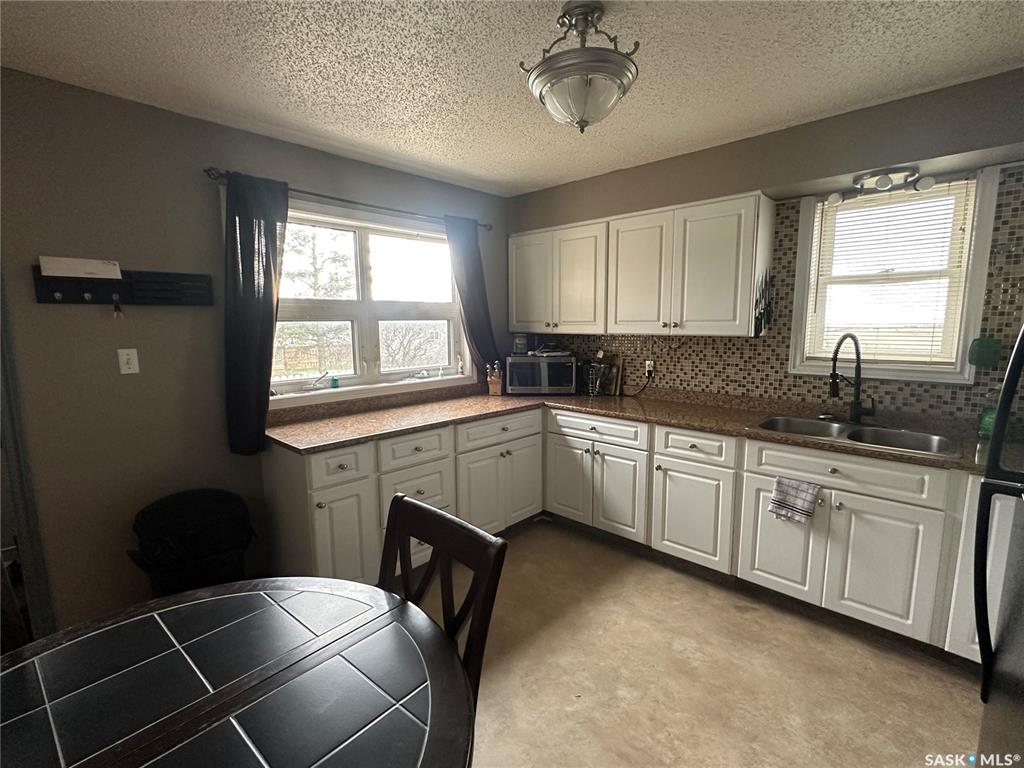 Second View of 102 9th Avenue Se, Weyburn, Saskatchewan, S4H 1Z7