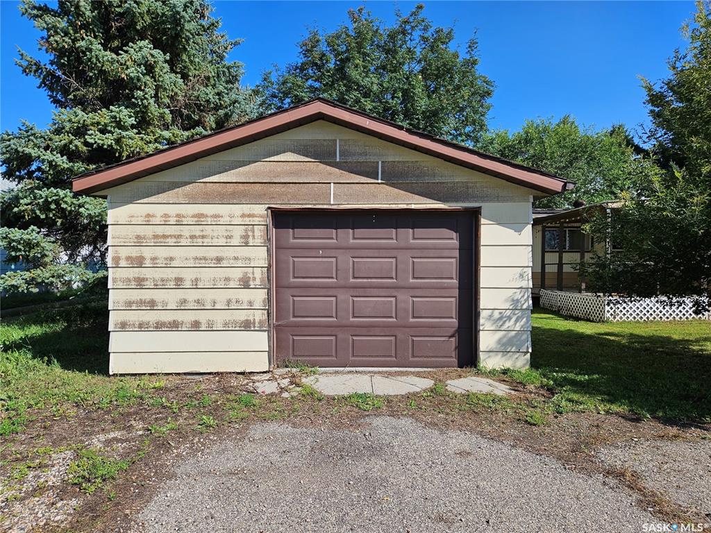 Fifth View of 216 Railway Avenue, Arcola, Saskatchewan, S0C 0G0