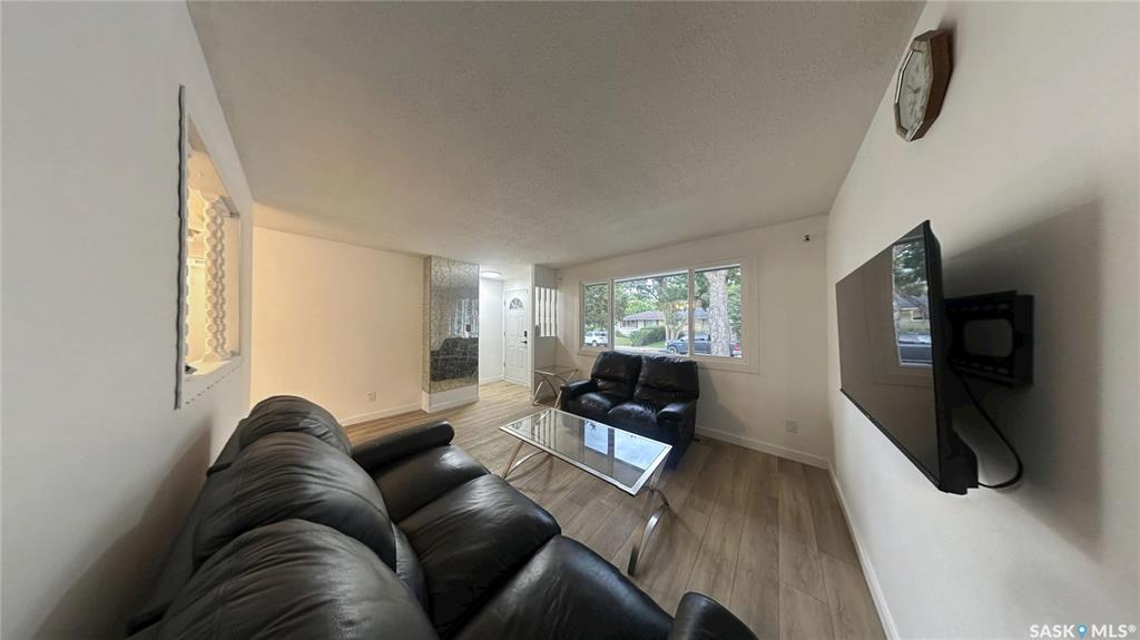 Fifth View of 41 Cartier Crescent, Confederation Park, Saskatoon, Saskatchewan, S7L 4L8