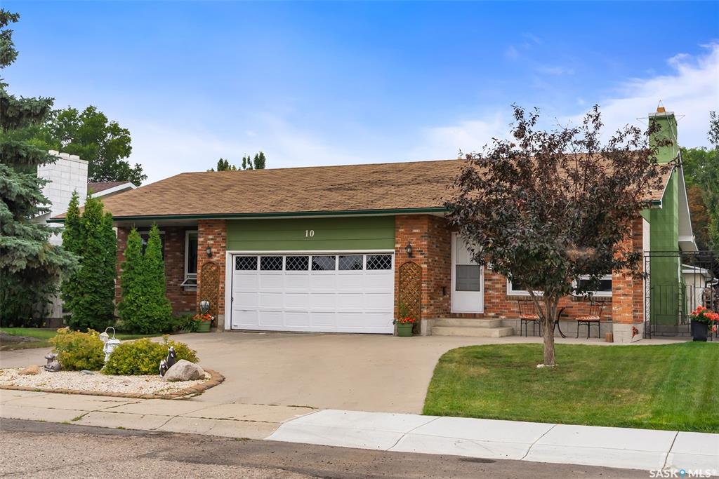 Second View of 10 Tate Street, Normanview West, Regina, Saskatchewan, S4X 1X4