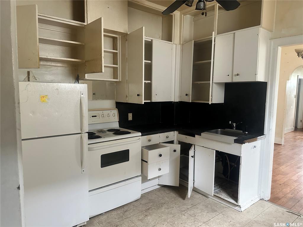 Third View of 128 F Avenue S, Riversdale, Saskatoon, Saskatchewan, S7M 1S8
