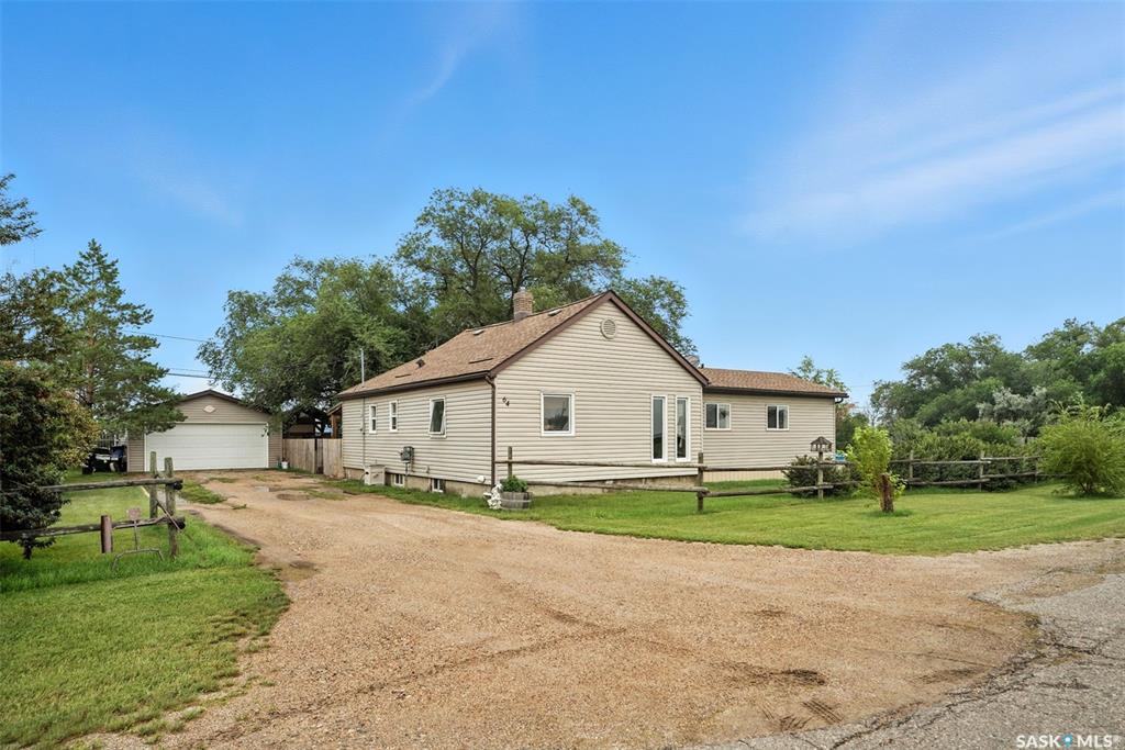 64 Main Street, SK015232, Saskatchewan,