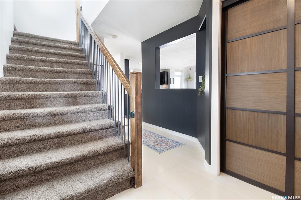 Second View of 5437 Blake Crescent, Lakeridge Addition, Regina, Saskatchewan, S4X 0G5