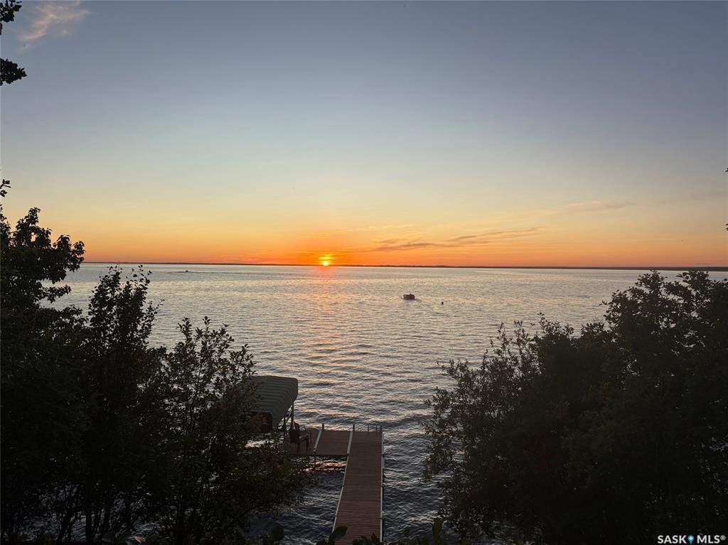 Second View of 83 Lakeview Avenue, Day's Beach (Meota Rm No.468), Meota Rm No.468, Saskatchewan, S0M 1X0