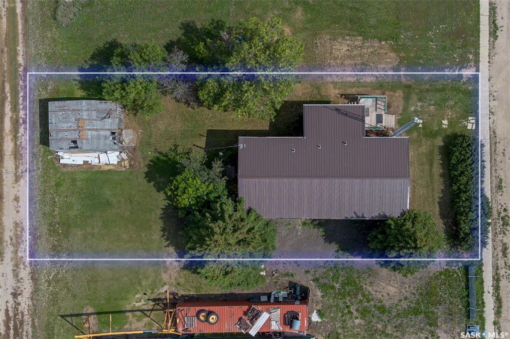 Third View of 104 1st Avenue E, Landis, Saskatchewan, S0K 2K0