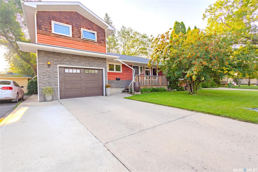 2807 Clarence Avenue S, SK015316, Saskatchewan,