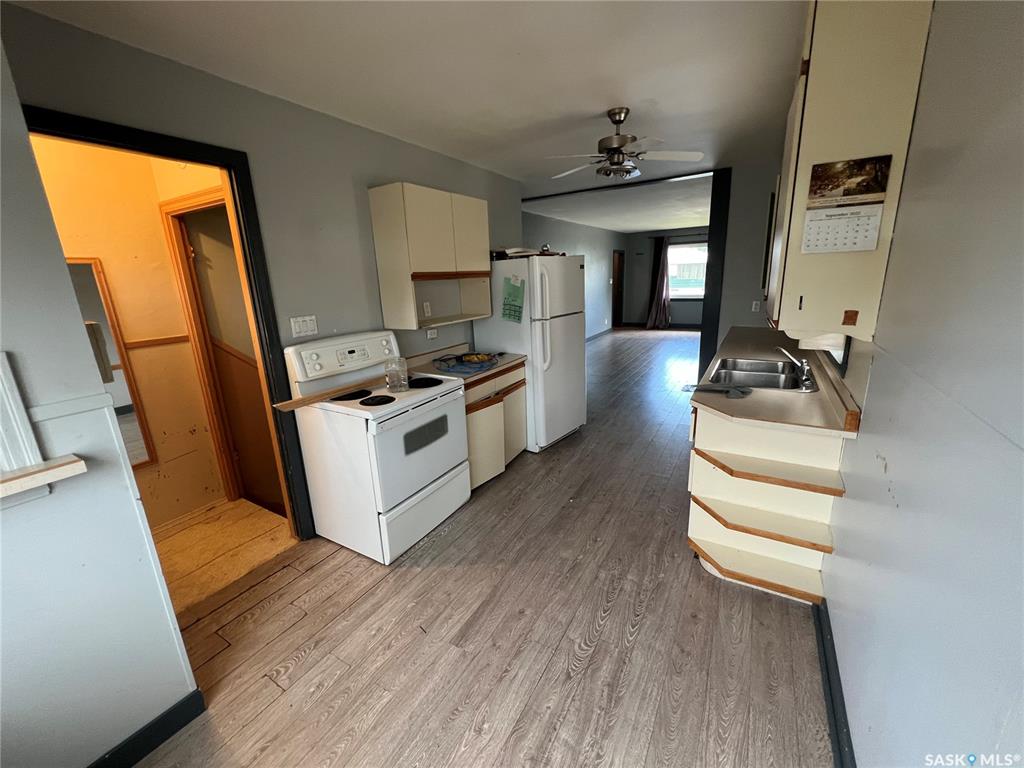 Fifth View of 53 23rd Street E, East Hill, Prince Albert, Saskatchewan, S6V 1P4