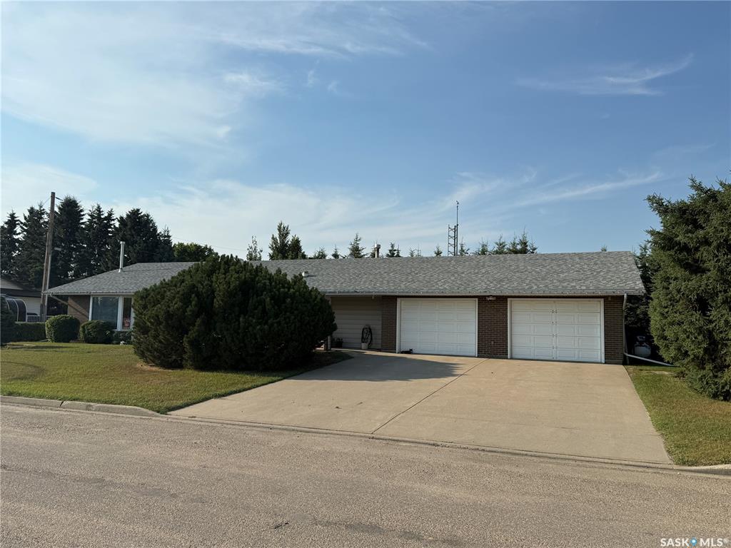 701 Adamson Crescent, SK015342, Saskatchewan,